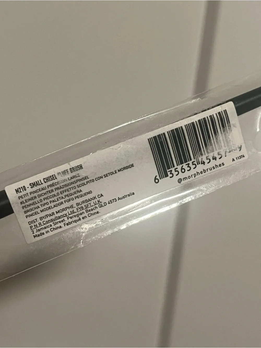 Morphe M210 Small Chisel Fluff Brush